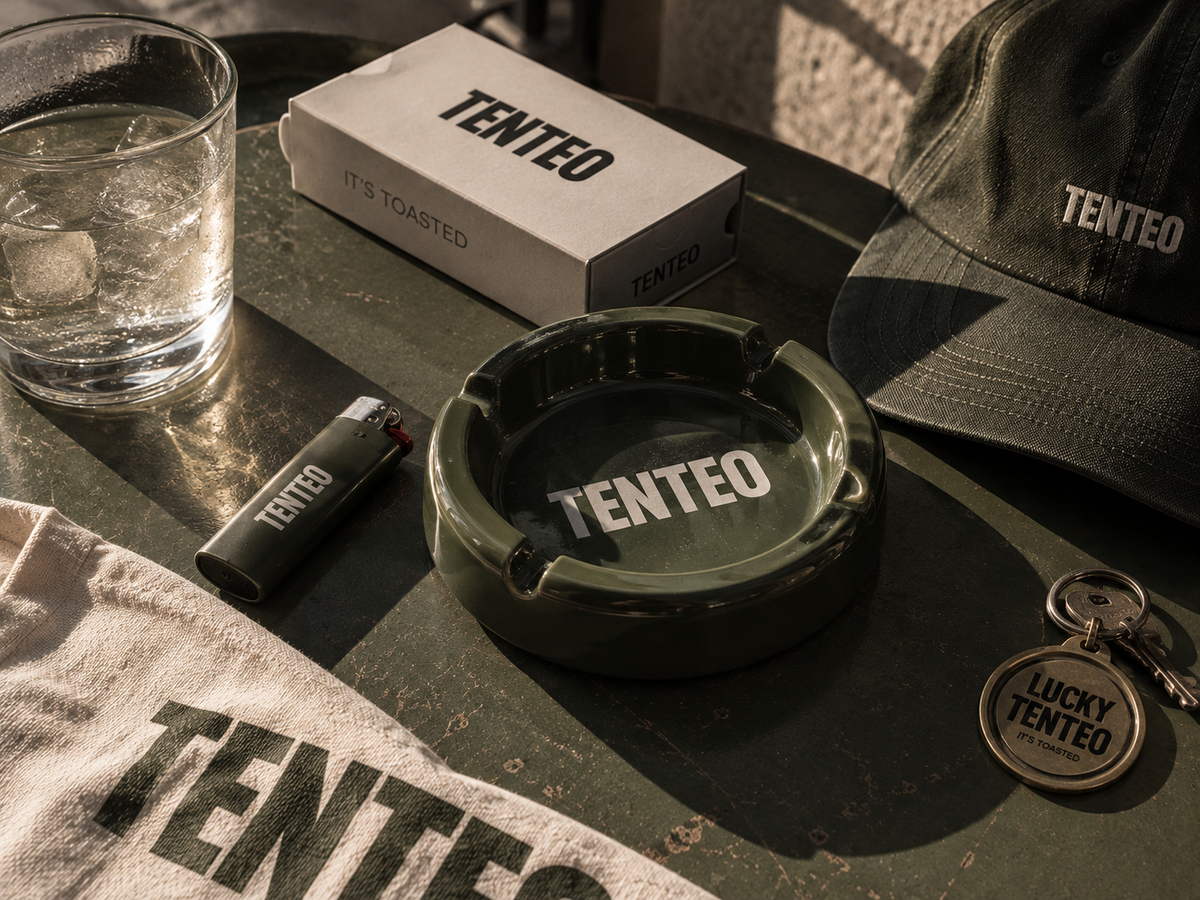 Accesorios TENTEO sobre una mesa